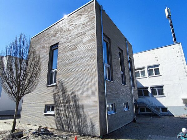 Unser neuer Rehaturm für die Werkstatt ist fast fertig